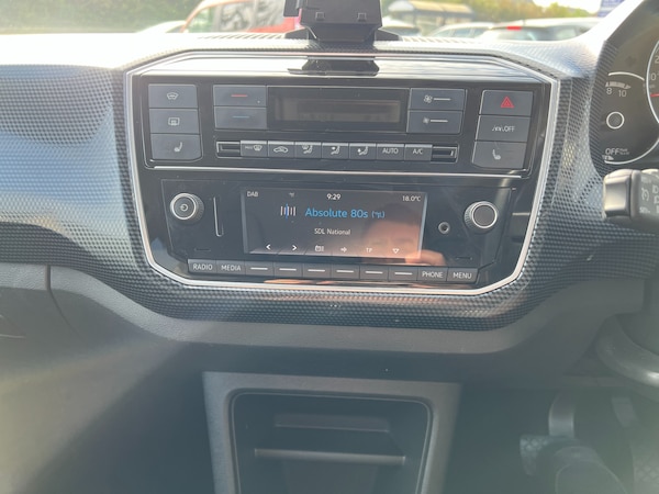 Used Volkswagen up! 2023 for sale - 75639513: Photo 18