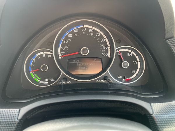 Used Volkswagen up! 2023 for sale - 75639513: Photo 21