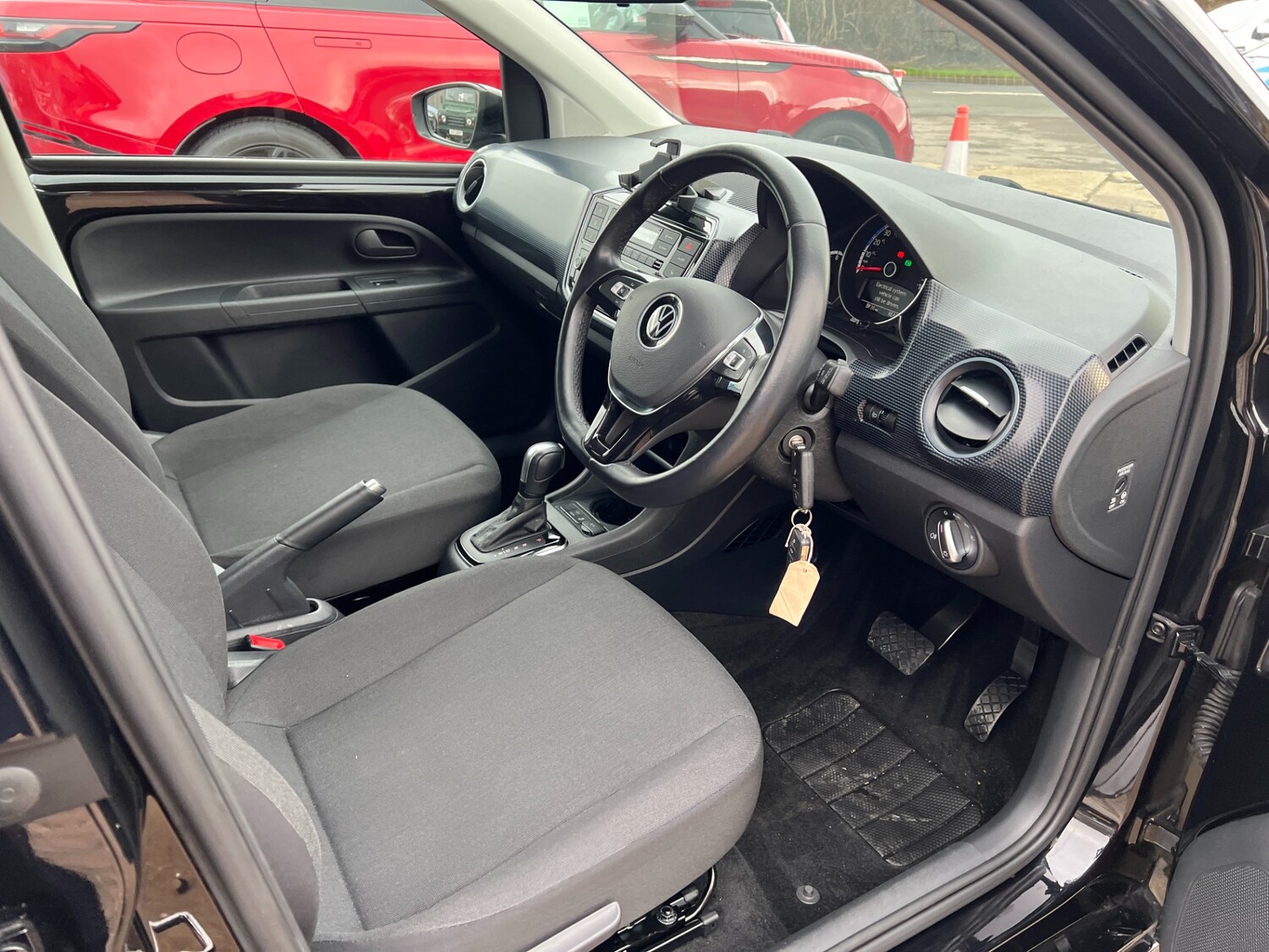 Used Volkswagen up! 2021 for sale - 77998157: Photo 29