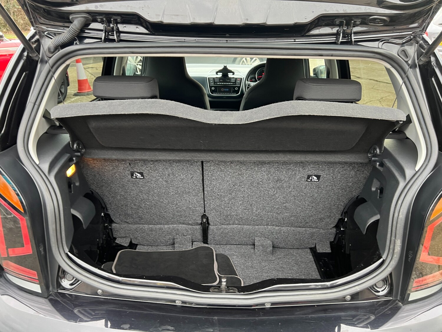 Used Volkswagen up! 2021 for sale - 77998157: Photo 42