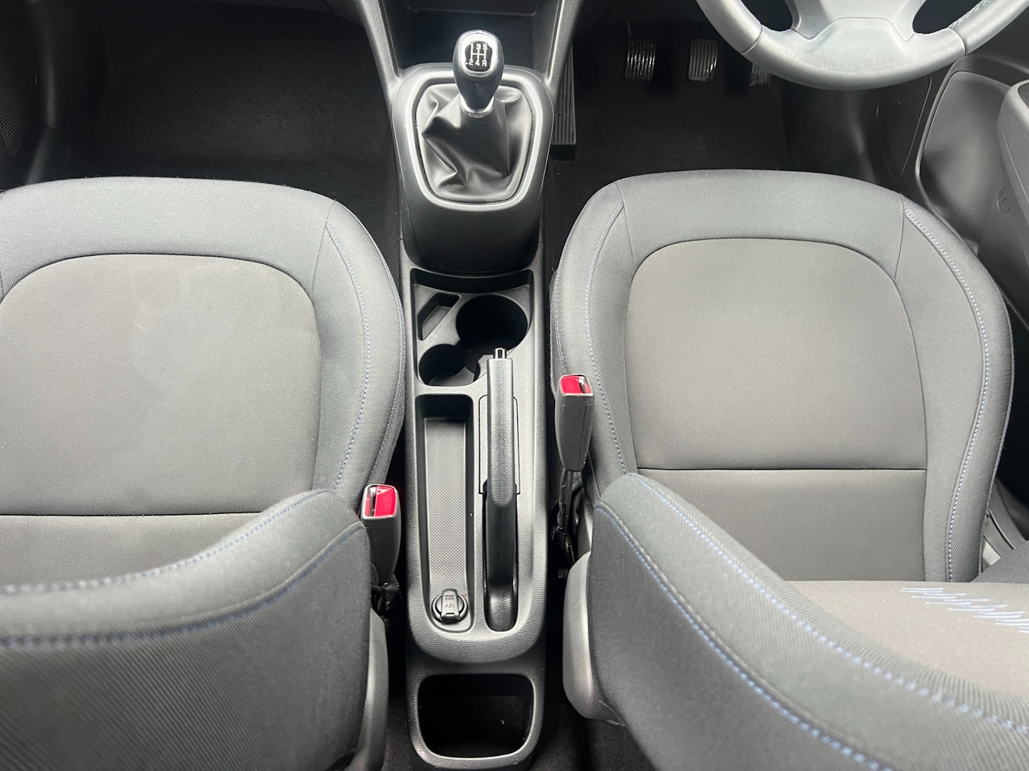 Used Hyundai i10 2019 for sale - 77760823: Photo 16