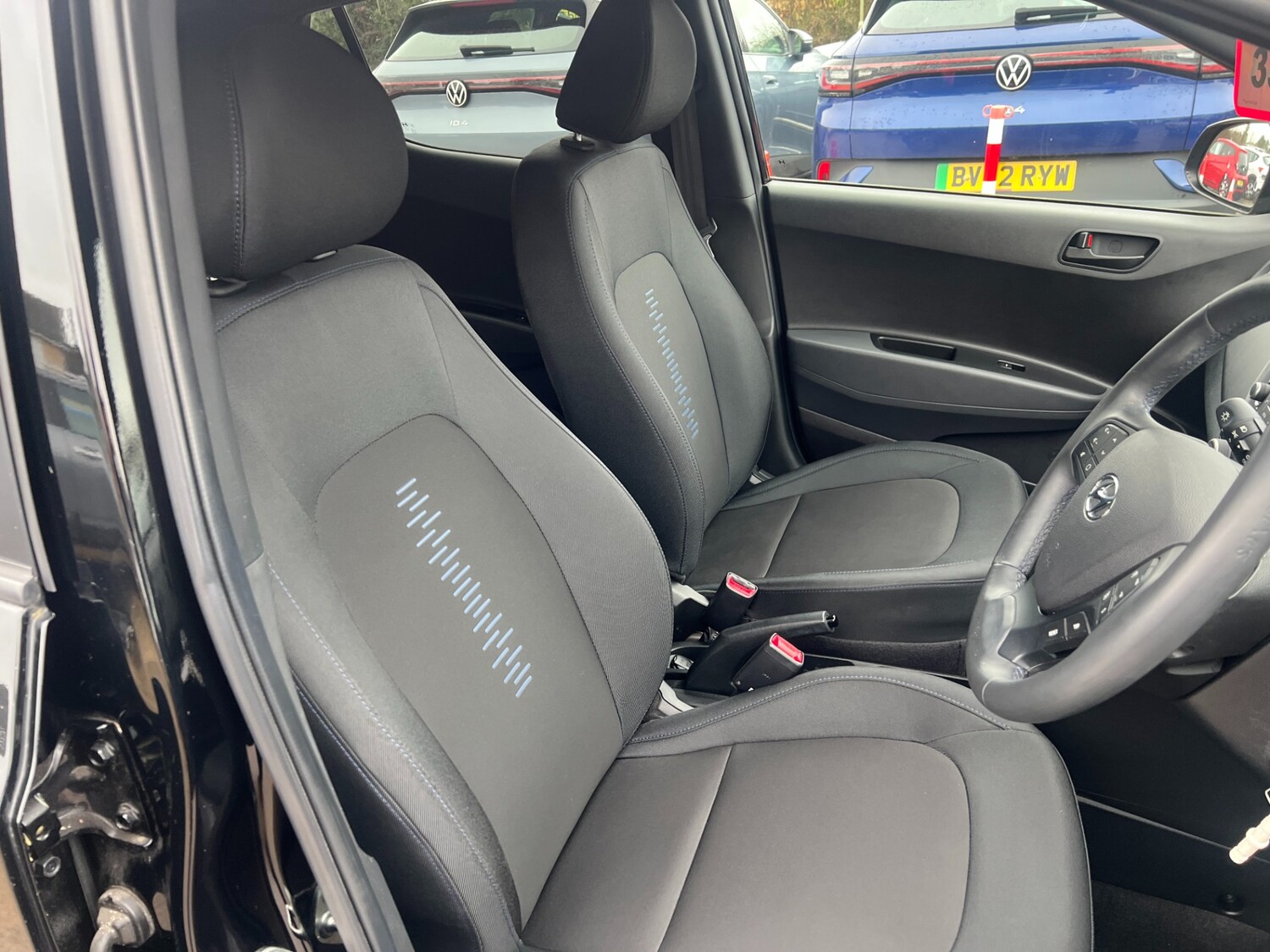 Used Hyundai i10 2019 for sale - 77760823: Photo 31