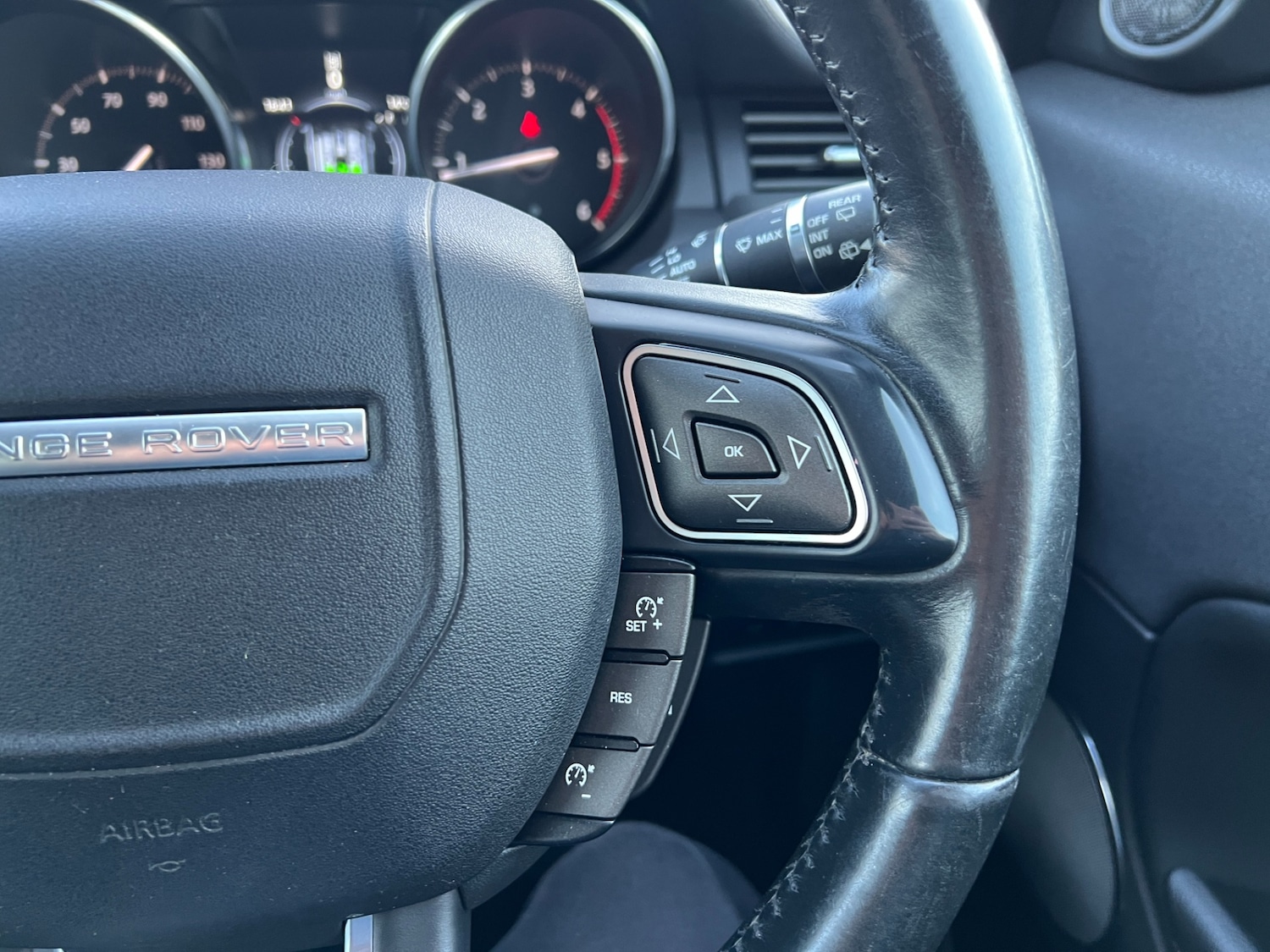 Used Land Rover Range Rover Evoque 2015 for sale - 77662303: Photo 22