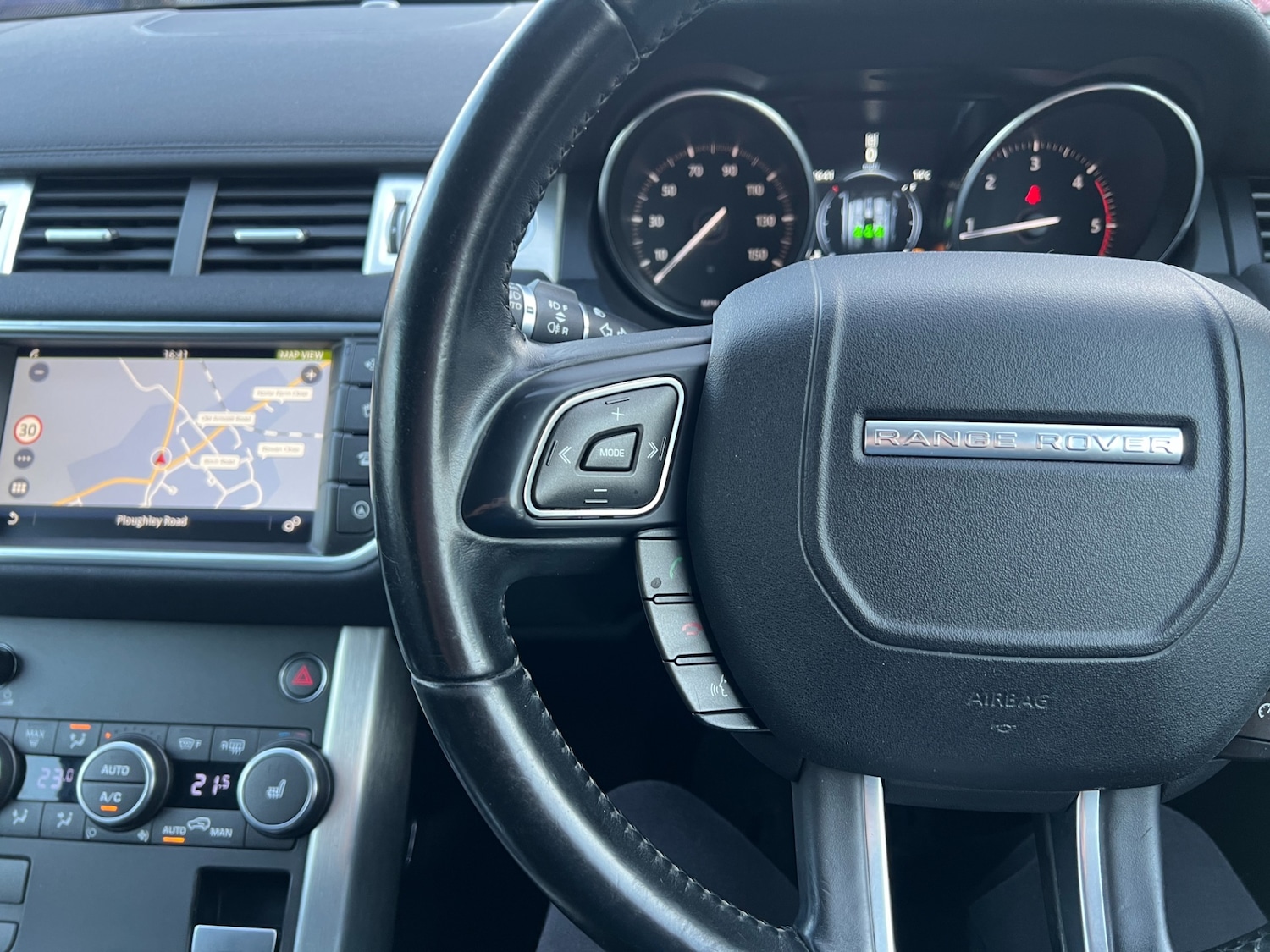 Used Land Rover Range Rover Evoque 2015 for sale - 77662303: Photo 24