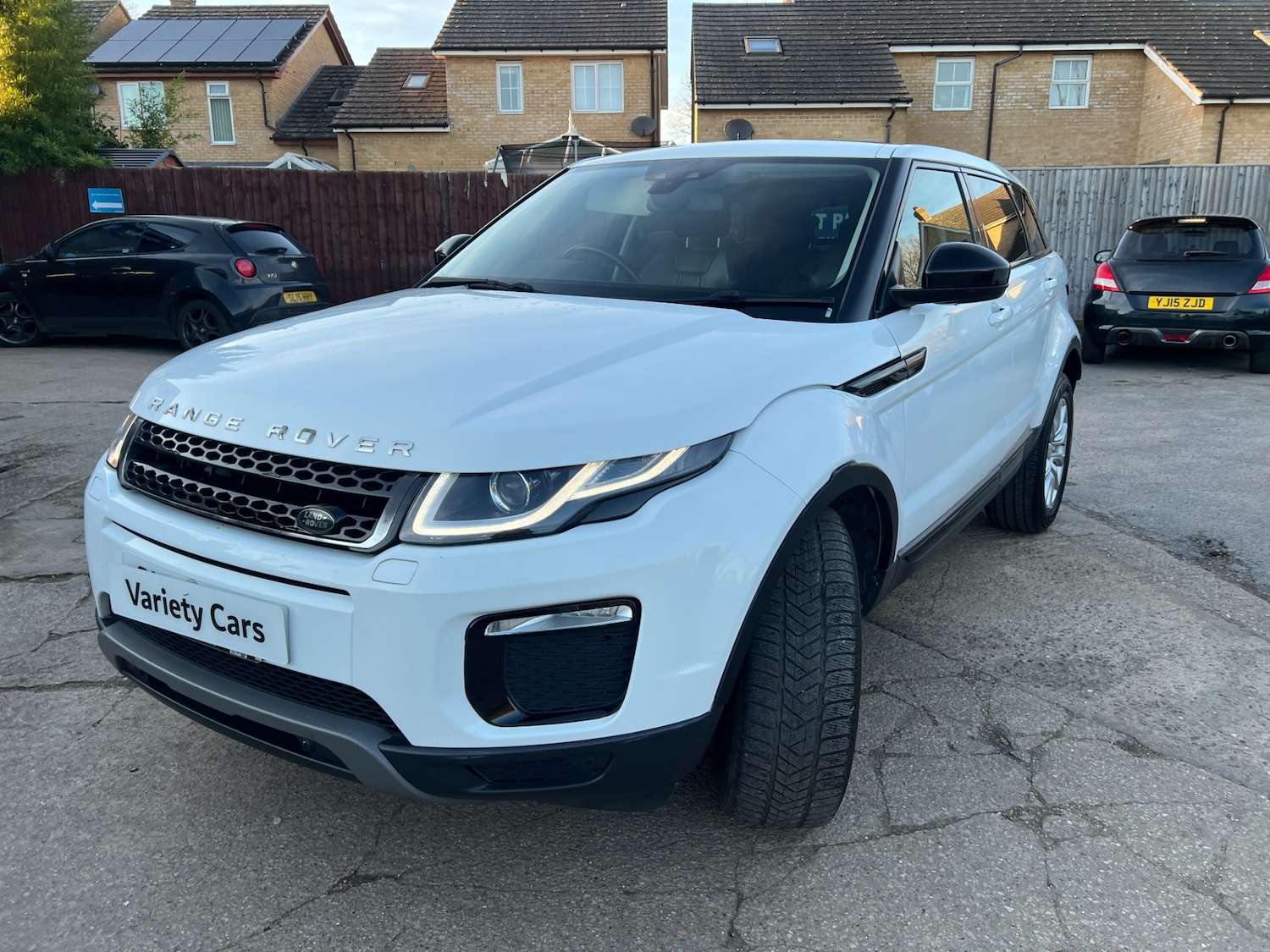 Used Land Rover Range Rover Evoque 2015 for sale - 77662303: Photo 3