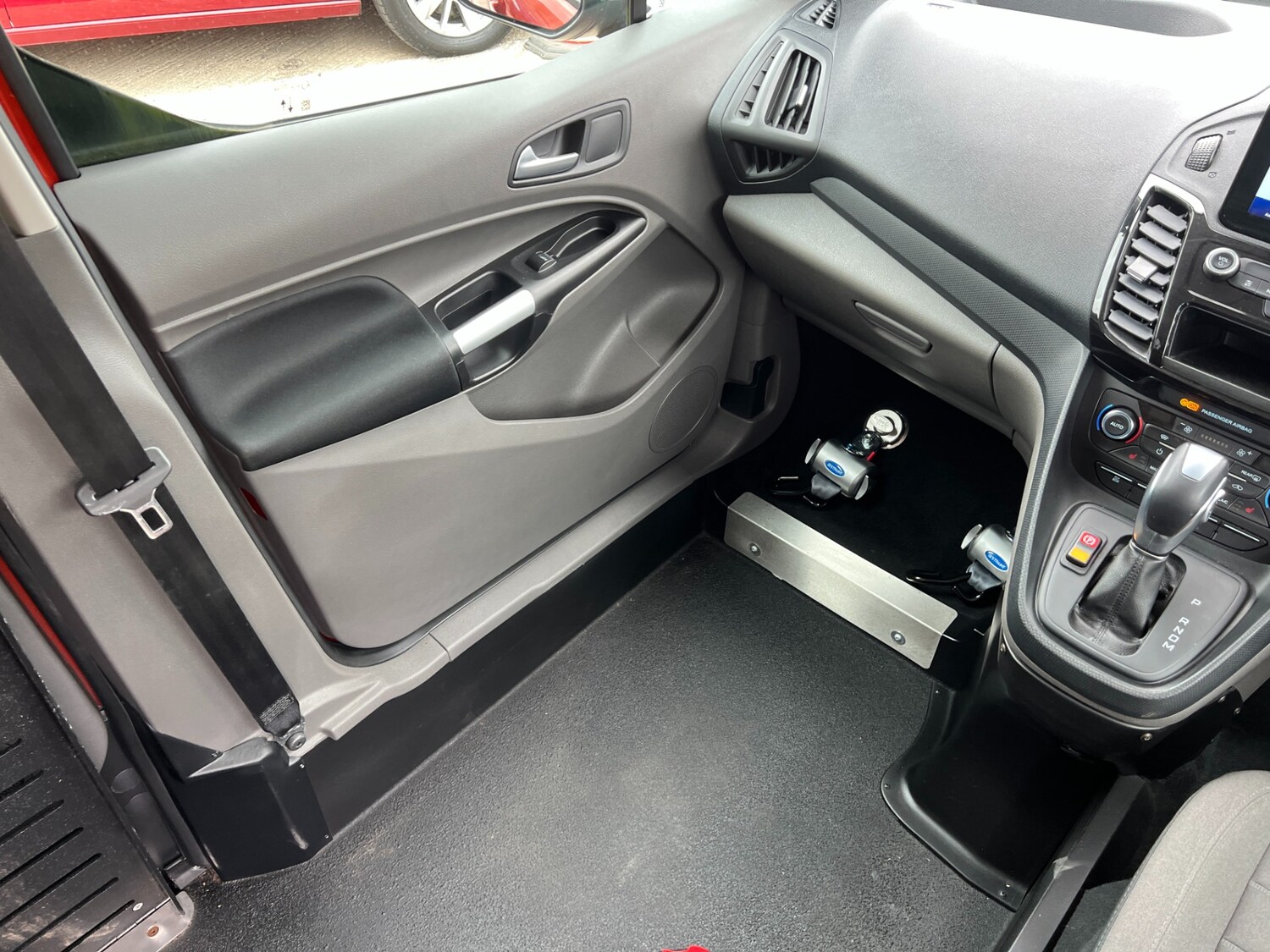 Used Ford Grand Tourneo Connect 2022 for sale - 77997302: Photo 17