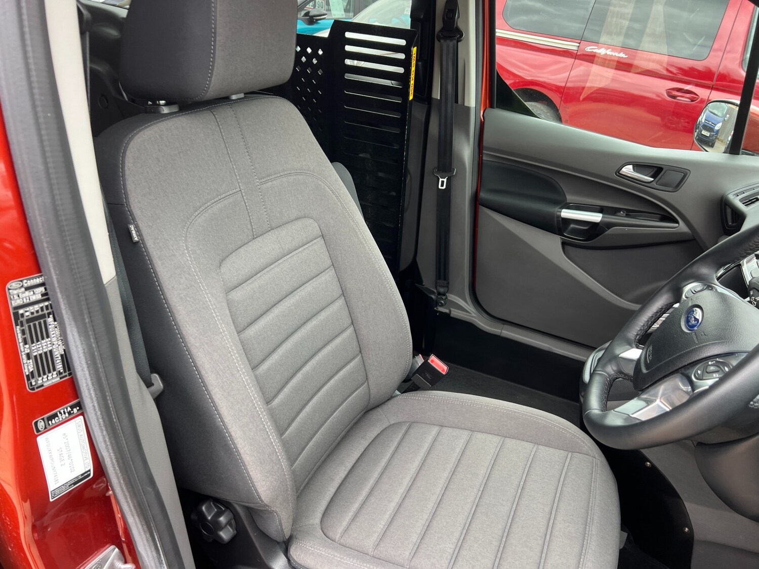 Used Ford Grand Tourneo Connect 2022 for sale - 77997302: Photo 25