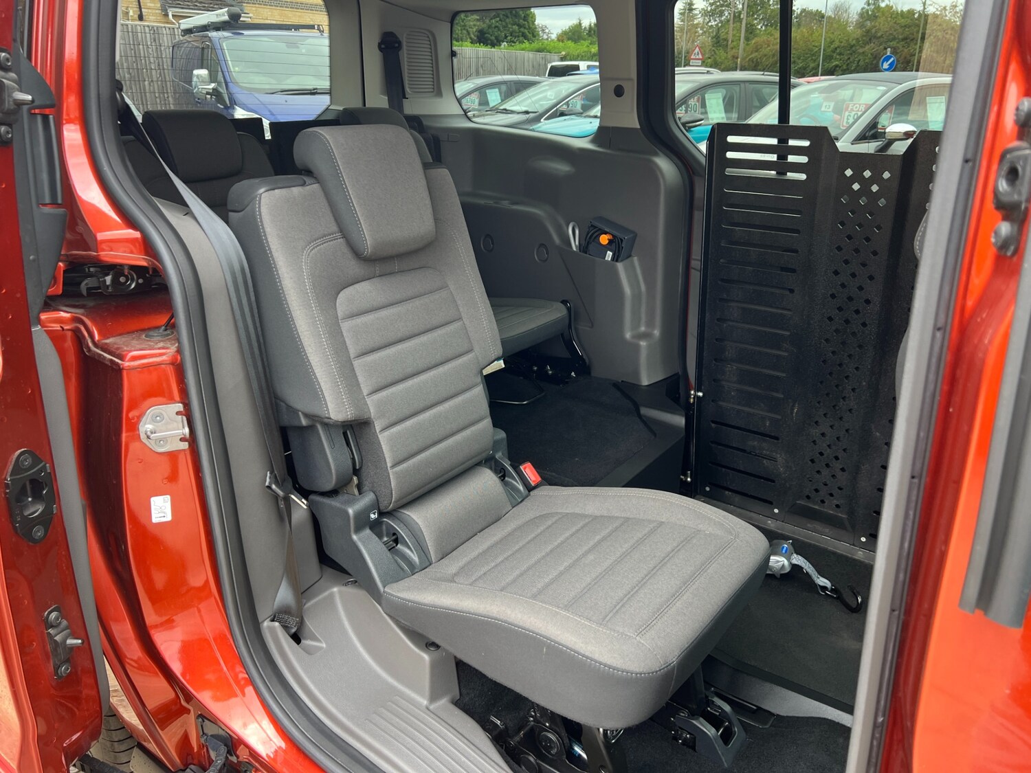 Used Ford Grand Tourneo Connect 2022 for sale - 77997302: Photo 27