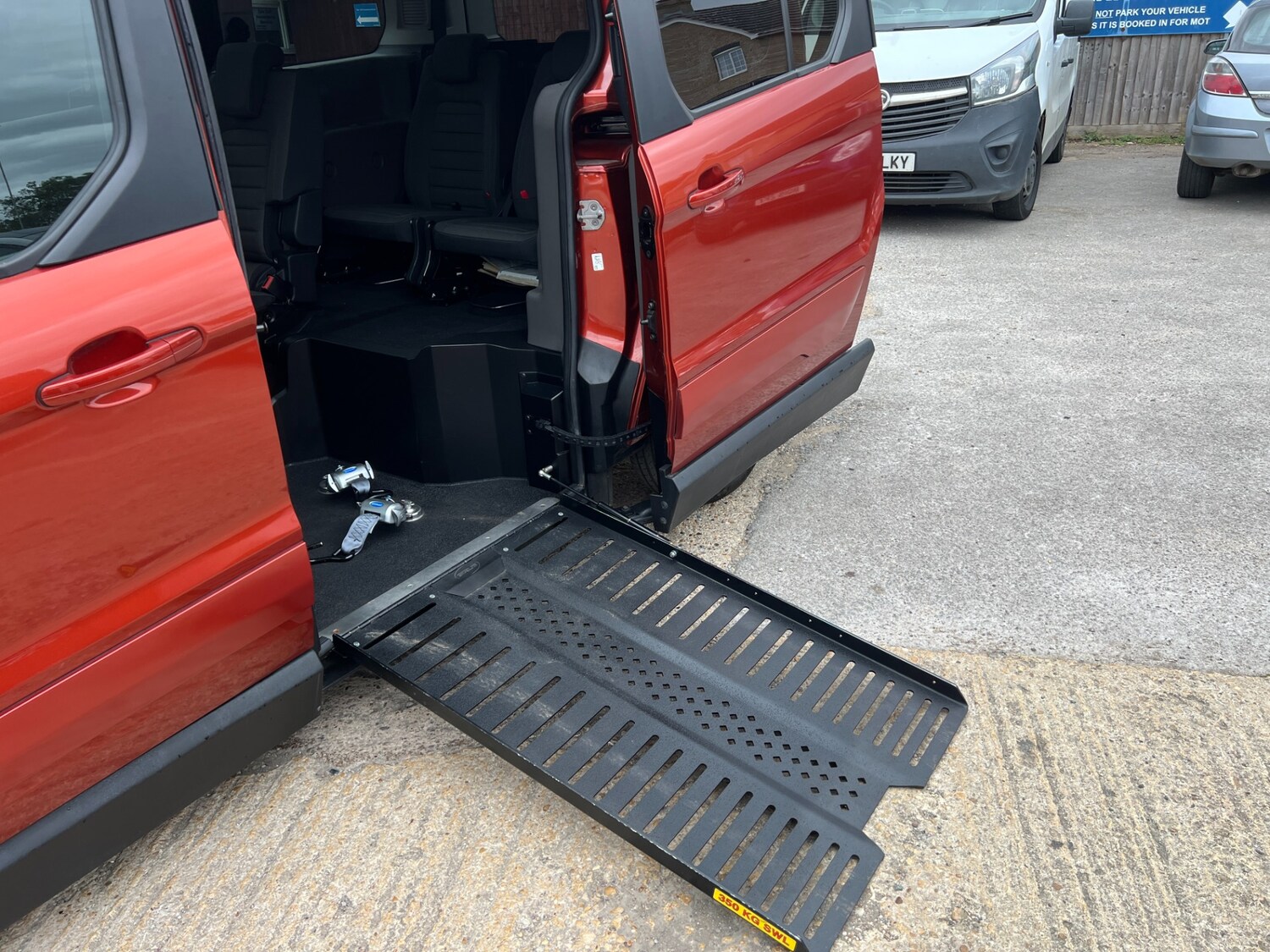 Used Ford Grand Tourneo Connect 2022 for sale - 77997302: Photo 35