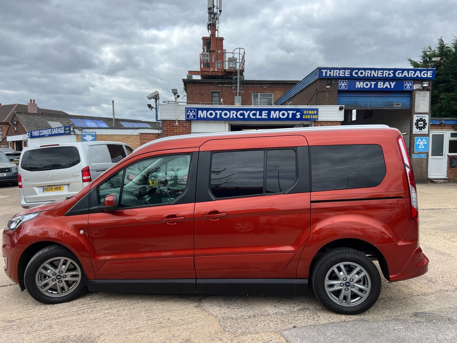 Used Ford Grand Tourneo Connect 2022 for sale - 77997302: Photo 4