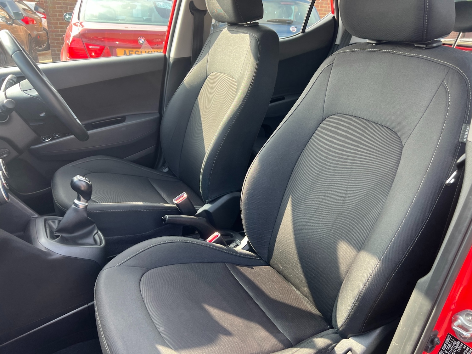 Used Hyundai i10 2019 for sale - 77760796: Photo 12