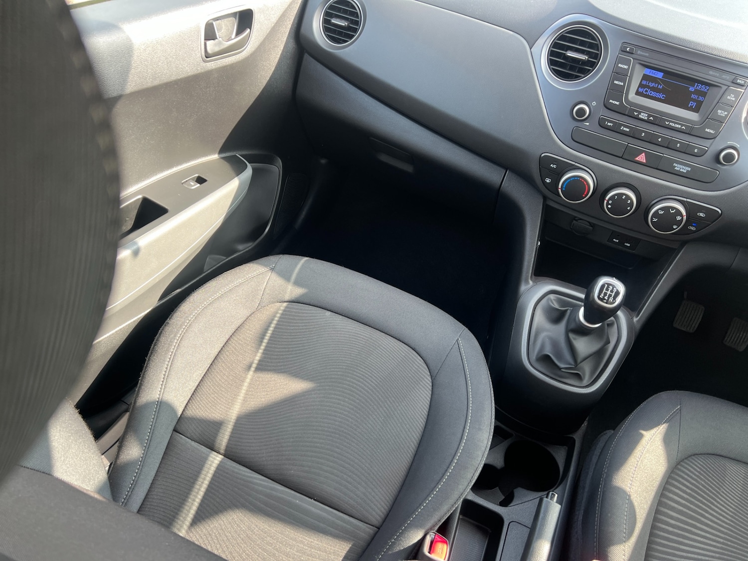 Used Hyundai i10 2019 for sale - 77760796: Photo 16