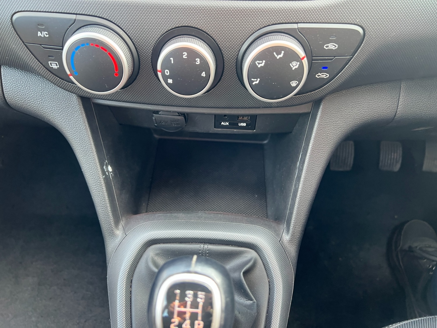 Used Hyundai i10 2019 for sale - 77760796: Photo 19