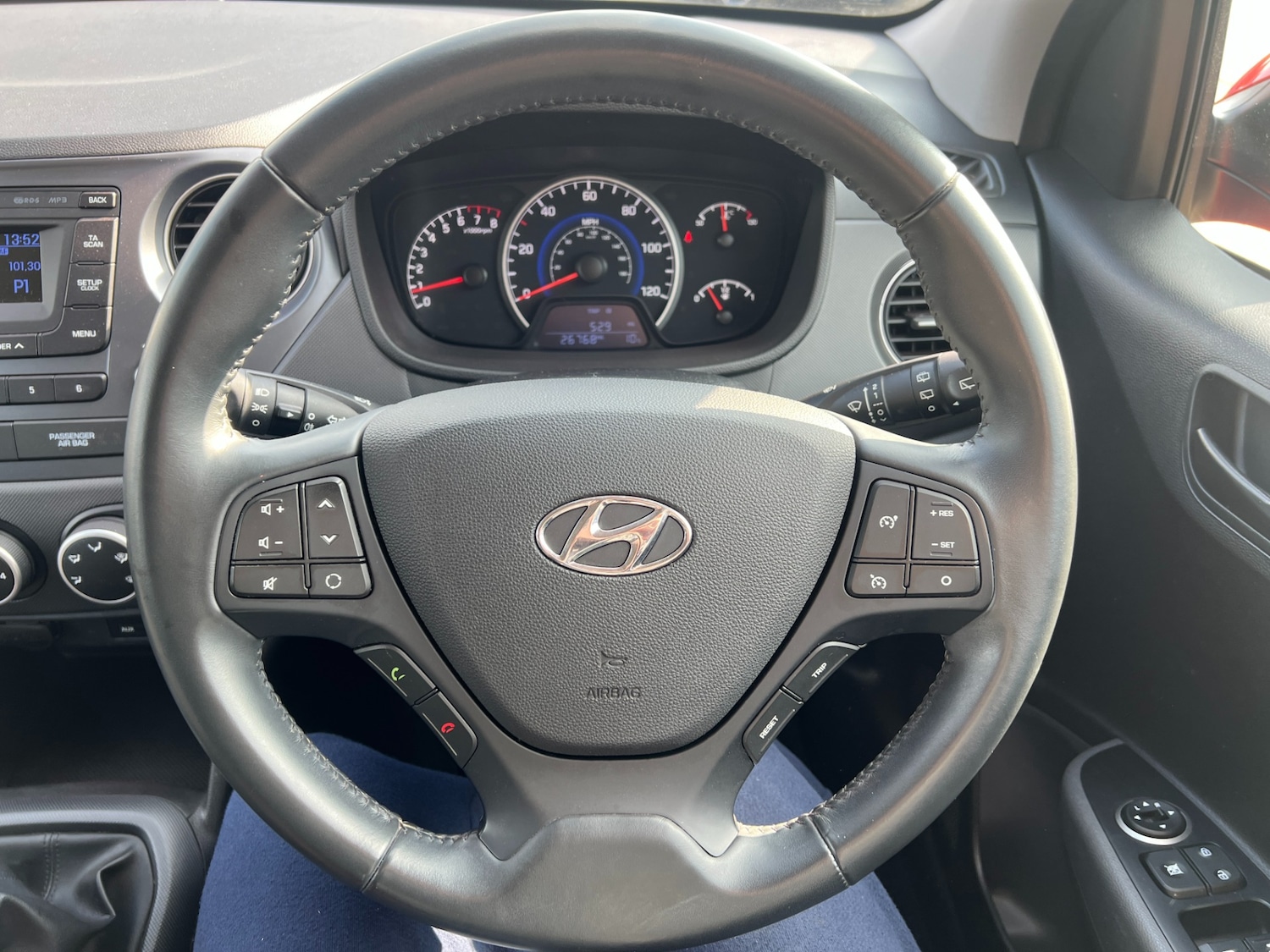 Used Hyundai i10 2019 for sale - 77760796: Photo 22