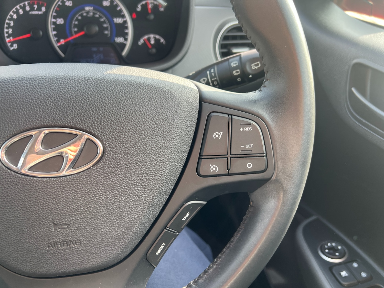 Used Hyundai i10 2019 for sale - 77760796: Photo 23