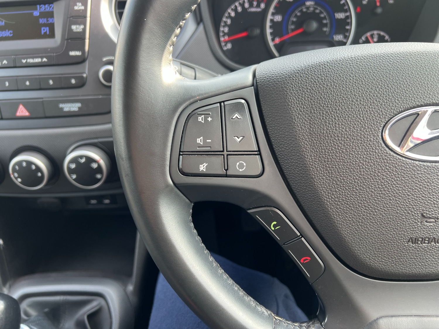 Used Hyundai i10 2019 for sale - 77760796: Photo 25