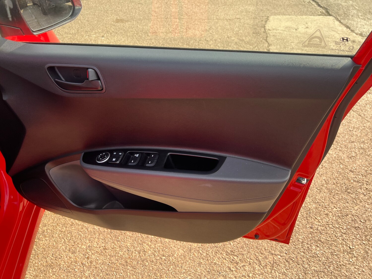 Used Hyundai i10 2019 for sale - 77760796: Photo 33