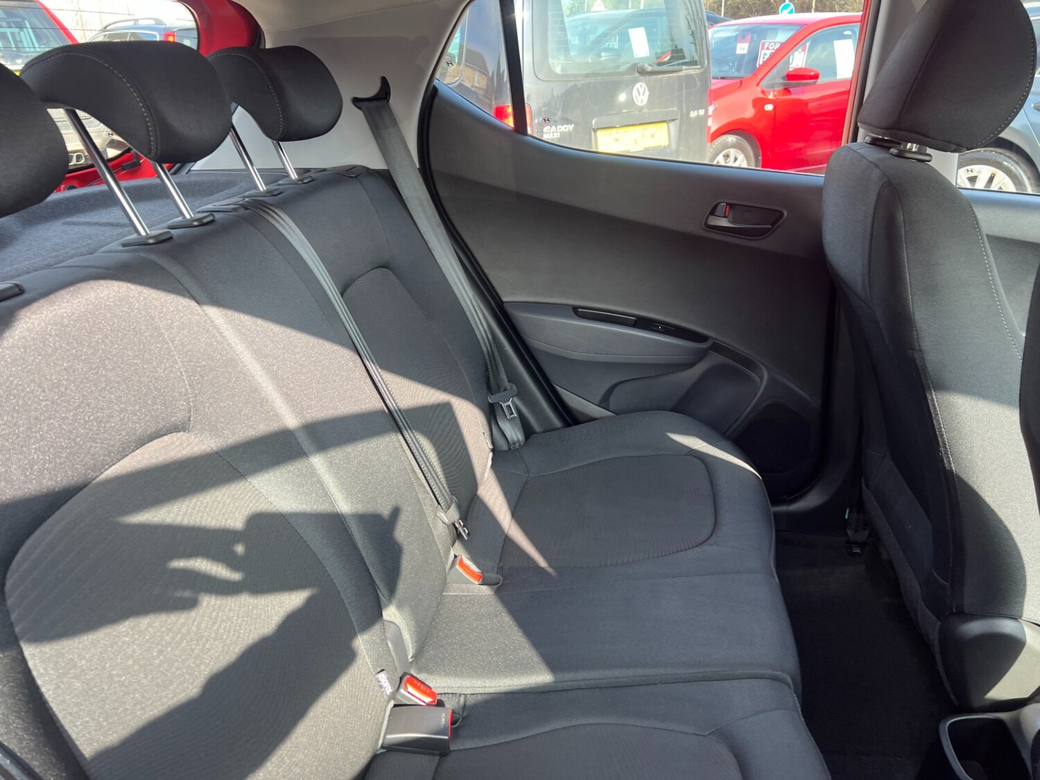 Used Hyundai i10 2019 for sale - 77760796: Photo 36