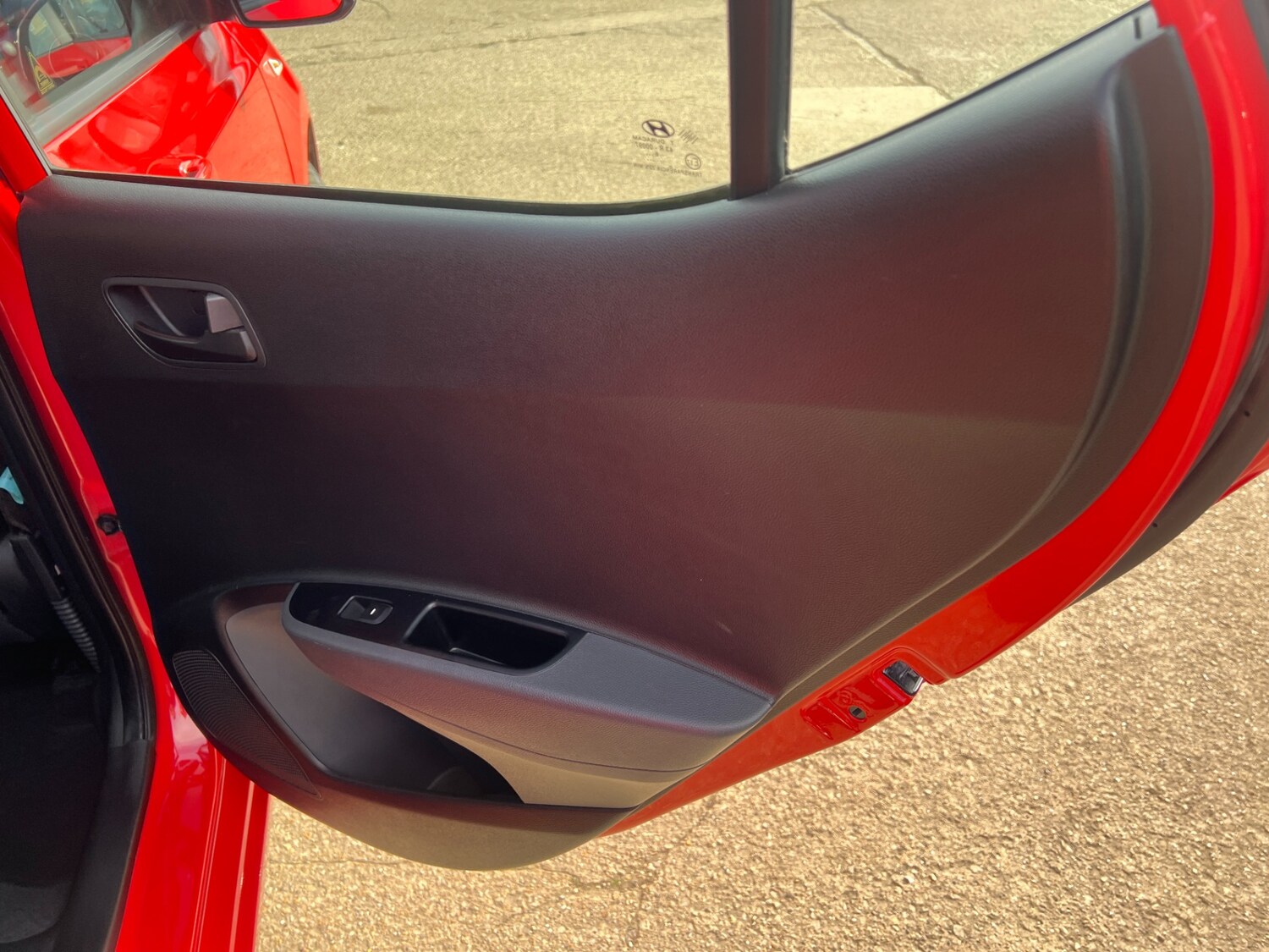 Used Hyundai i10 2019 for sale - 77760796: Photo 37