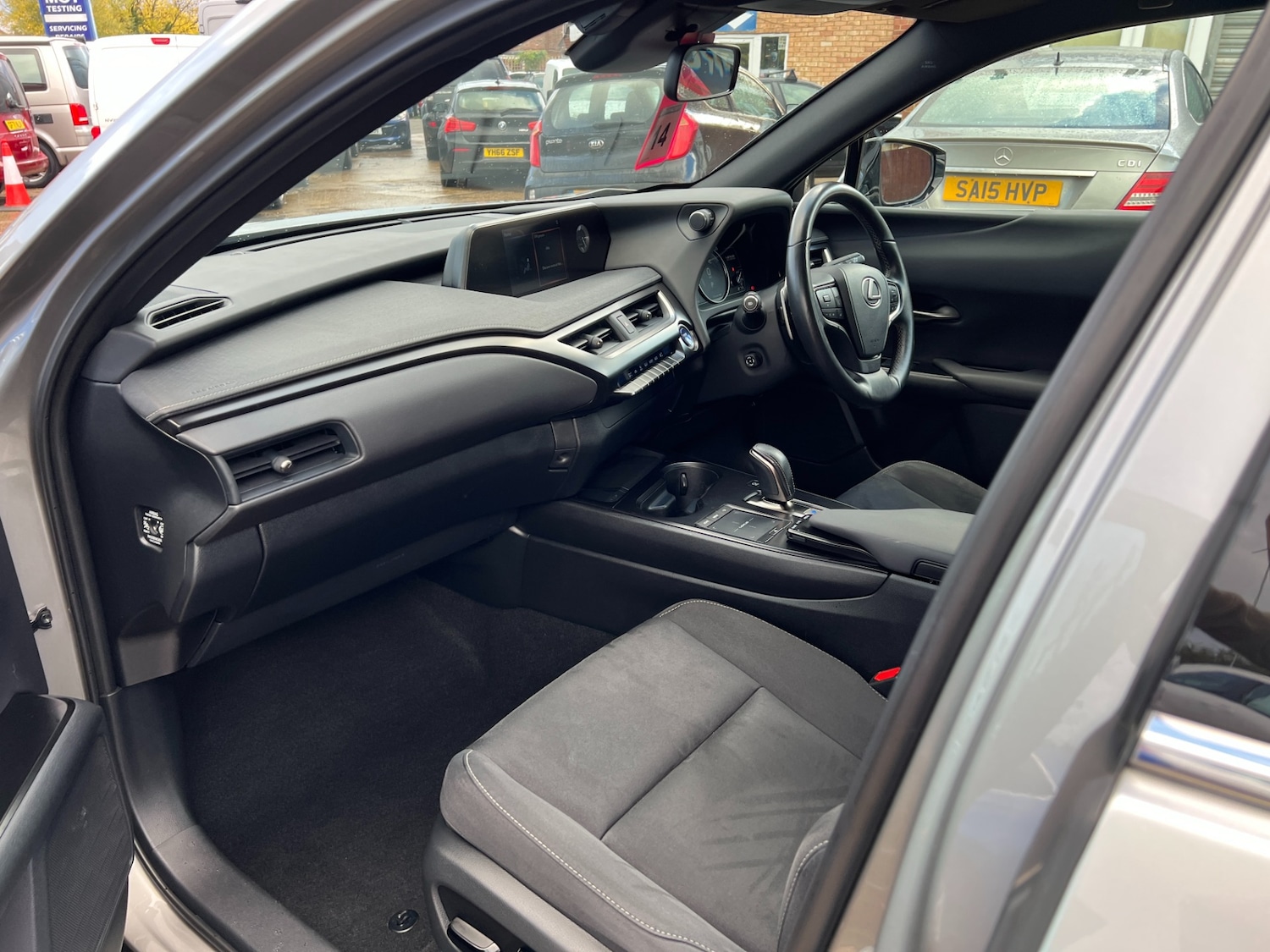Used Lexus UX 2022 for sale - 76312533: Photo 11