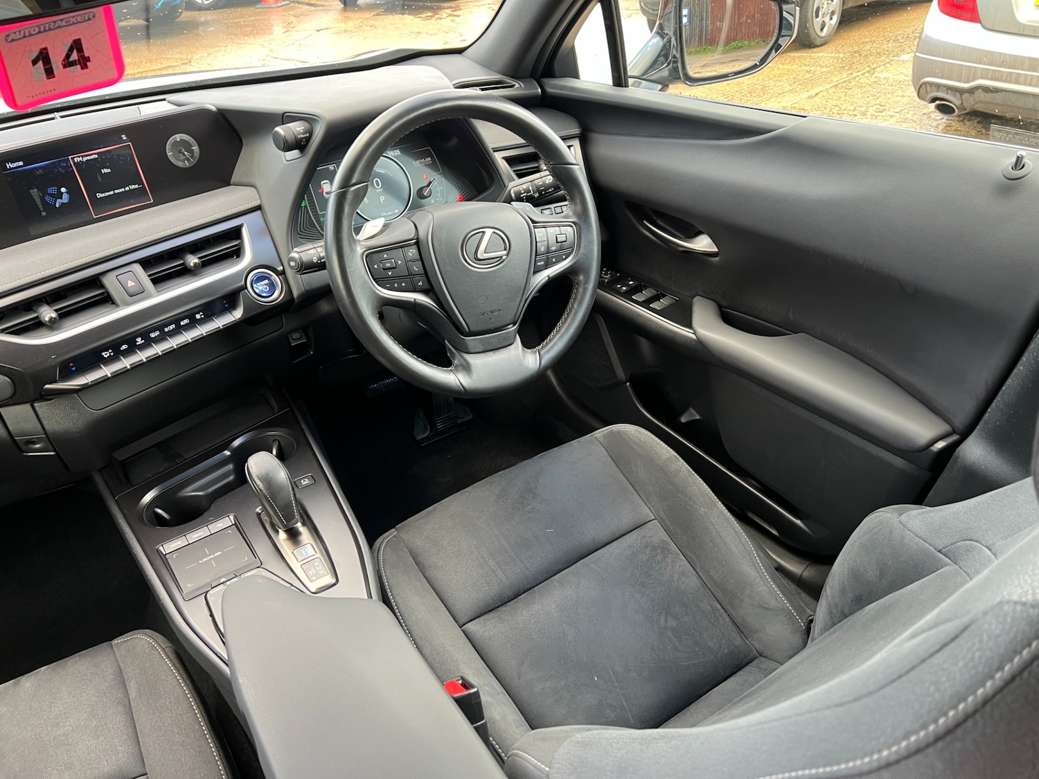 Used Lexus UX 2022 for sale - 76312533: Photo 15