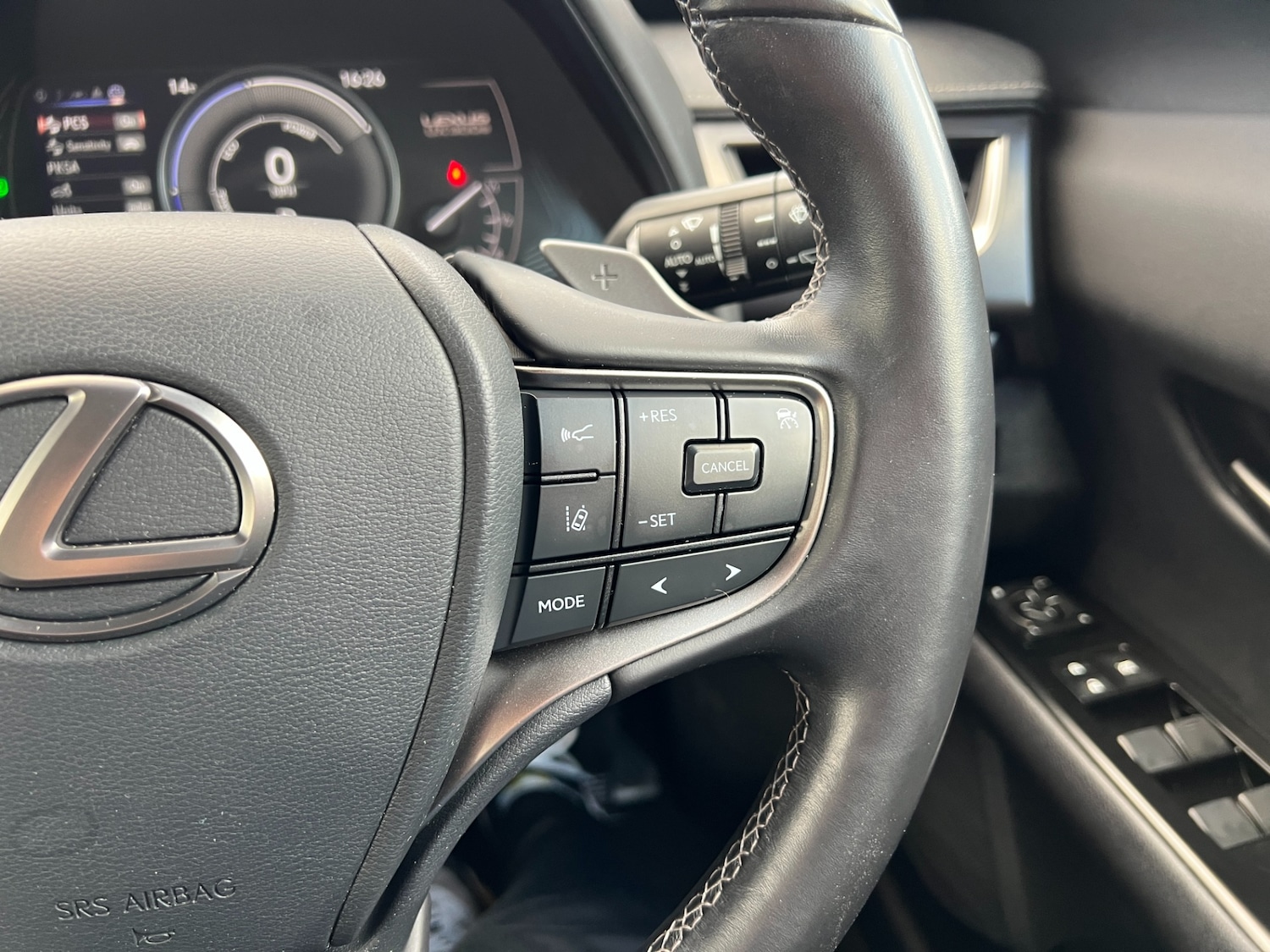 Used Lexus UX 2022 for sale - 76312533: Photo 25