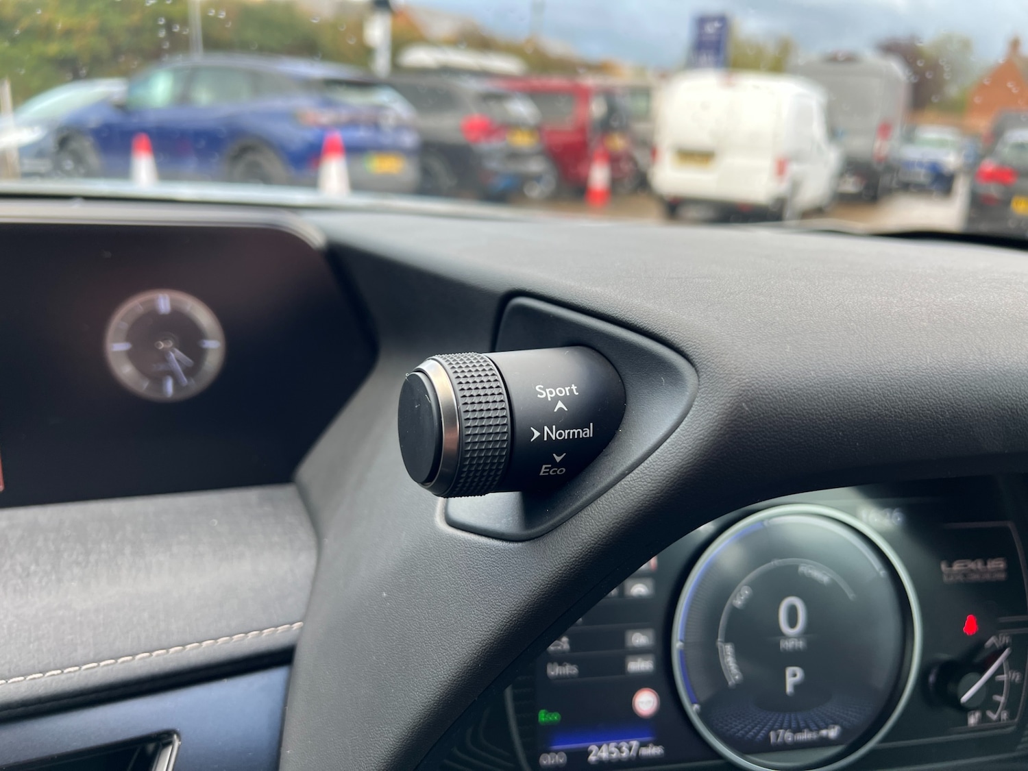Used Lexus UX 2022 for sale - 76312533: Photo 29