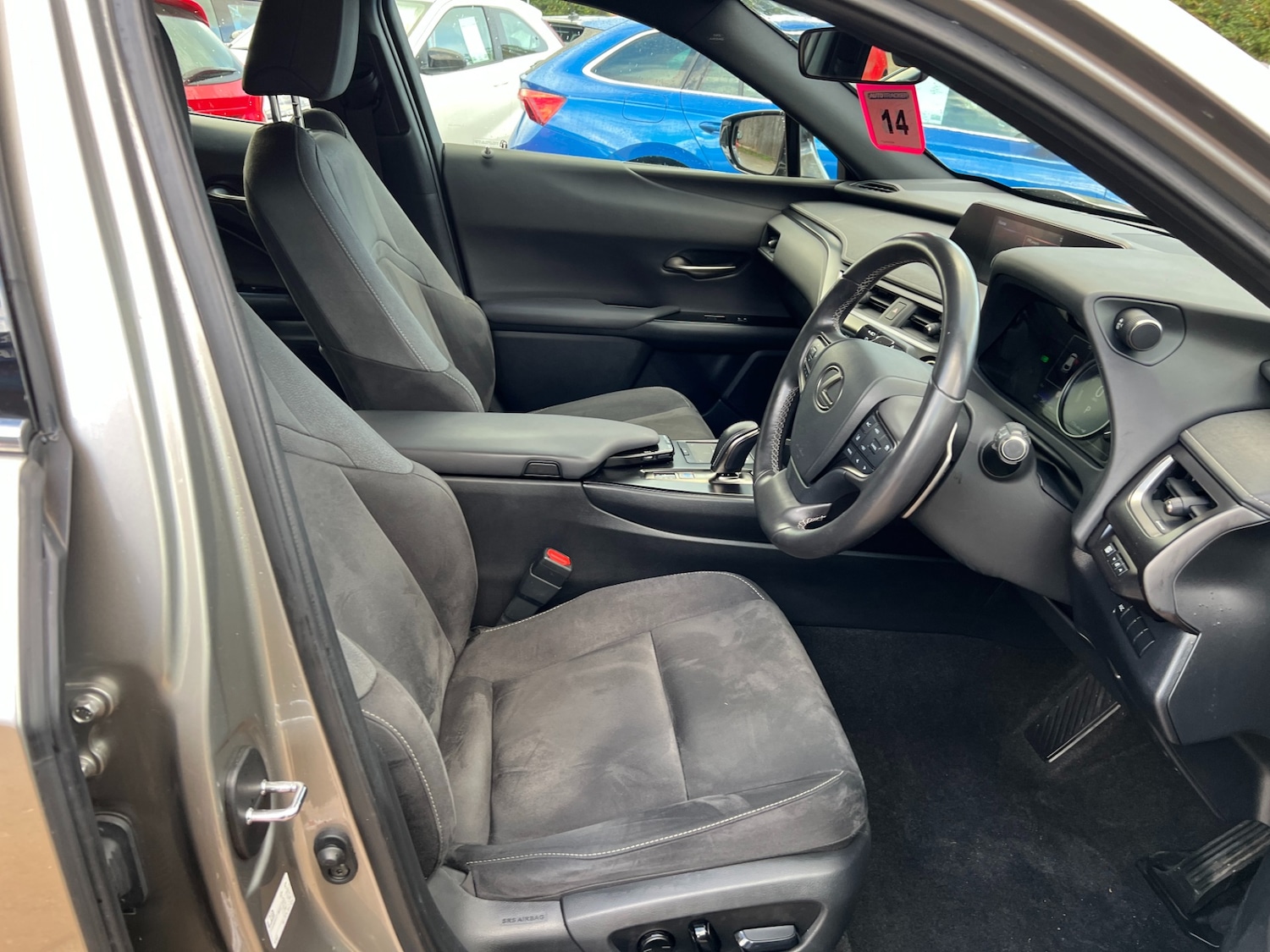 Used Lexus UX 2022 for sale - 76312533: Photo 34