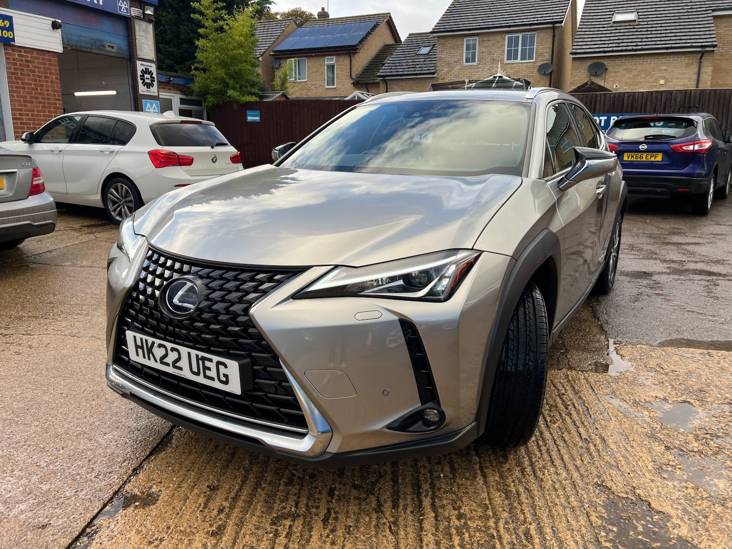 Used Lexus UX 2022 for sale - 76312533: Photo 5