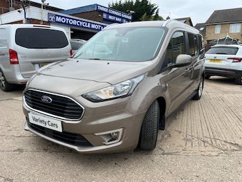 Used Ford Grand Tourneo Connect 2020 for sale - 78267043: Photo