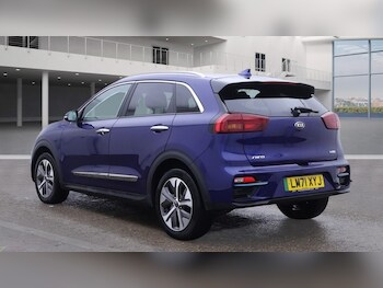 Used Kia Niro 2021 for sale - 76640616: Photo
