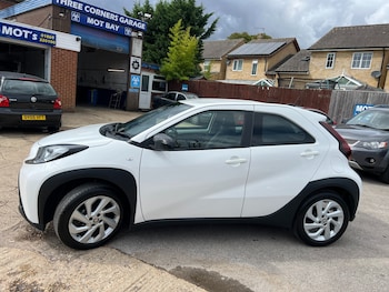 Used Toyota Aygo X 2022 for sale - 77055111: Photo