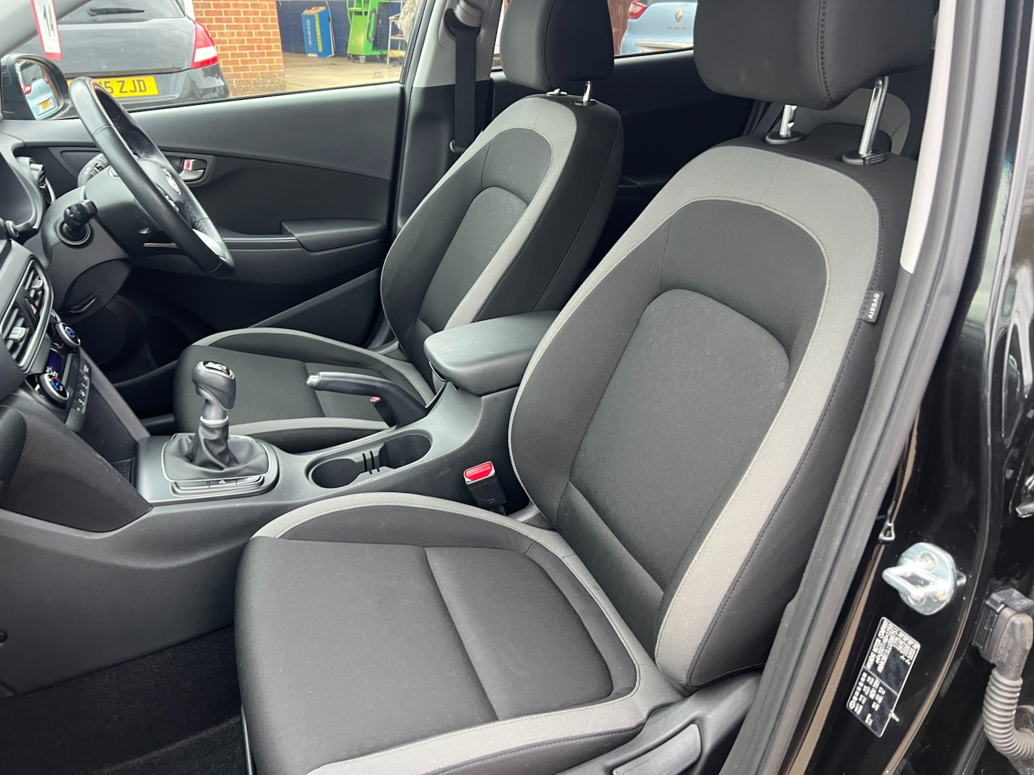 Used Hyundai KONA 2021 for sale - 77833366: Photo 12