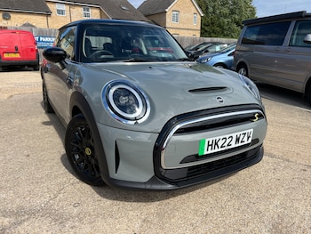 Used MINI Hatch 2022 for sale - 75700104: Photo