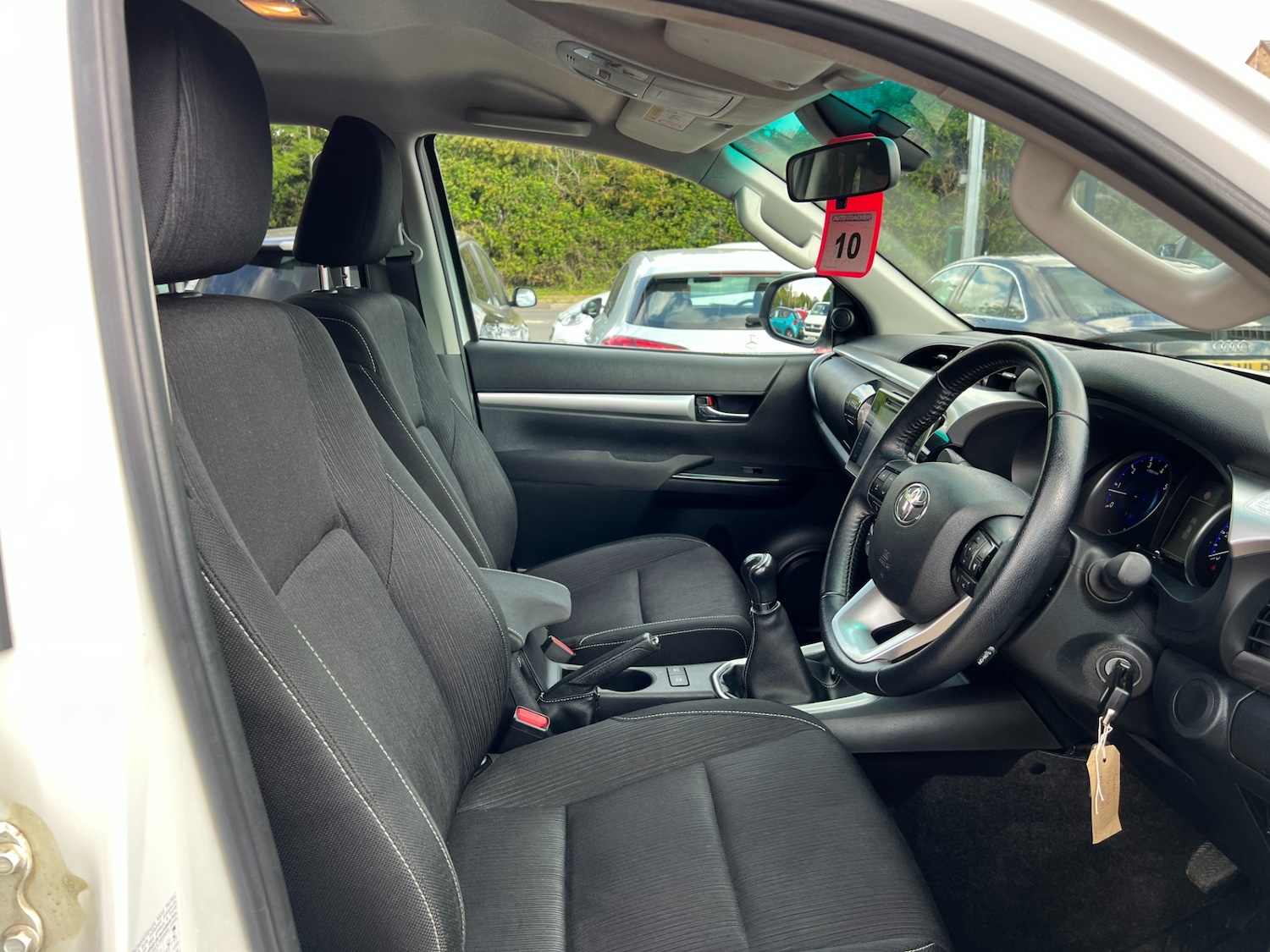 Used Toyota Hilux 2020 for sale - 77997619: Photo 31