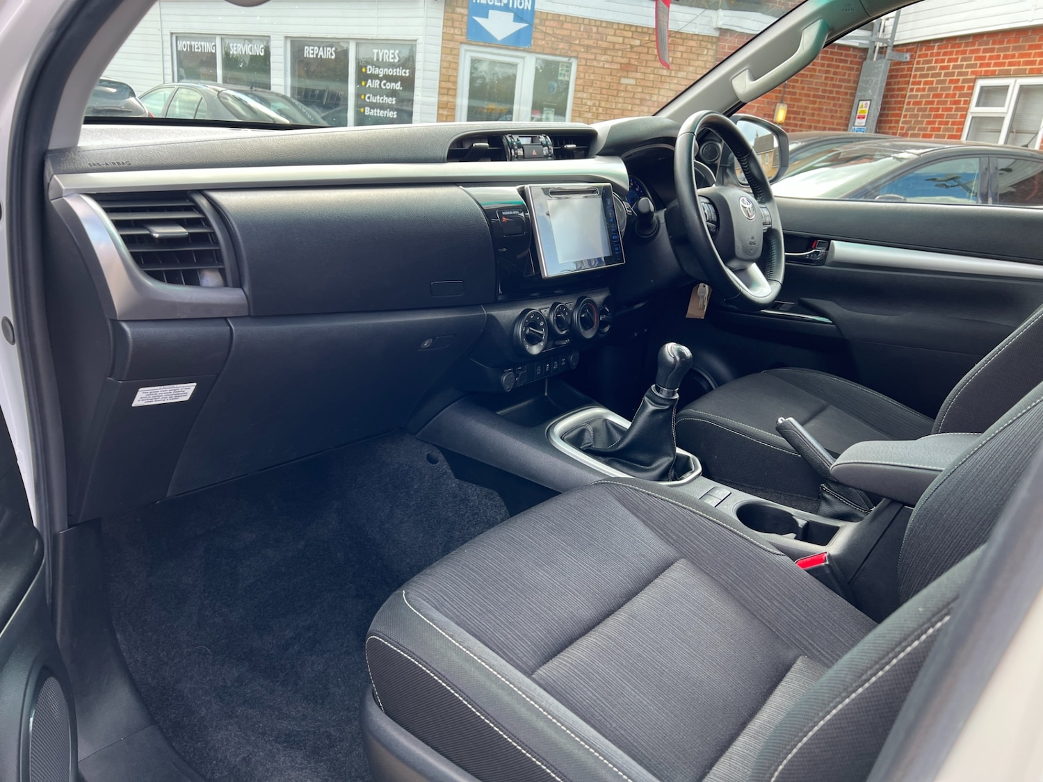 Used Toyota Hilux 2020 for sale - 77997619: Photo 9