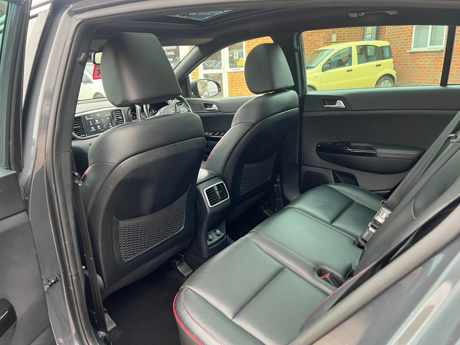 Used Kia Sportage 2018 for sale - 77844711: Photo 44