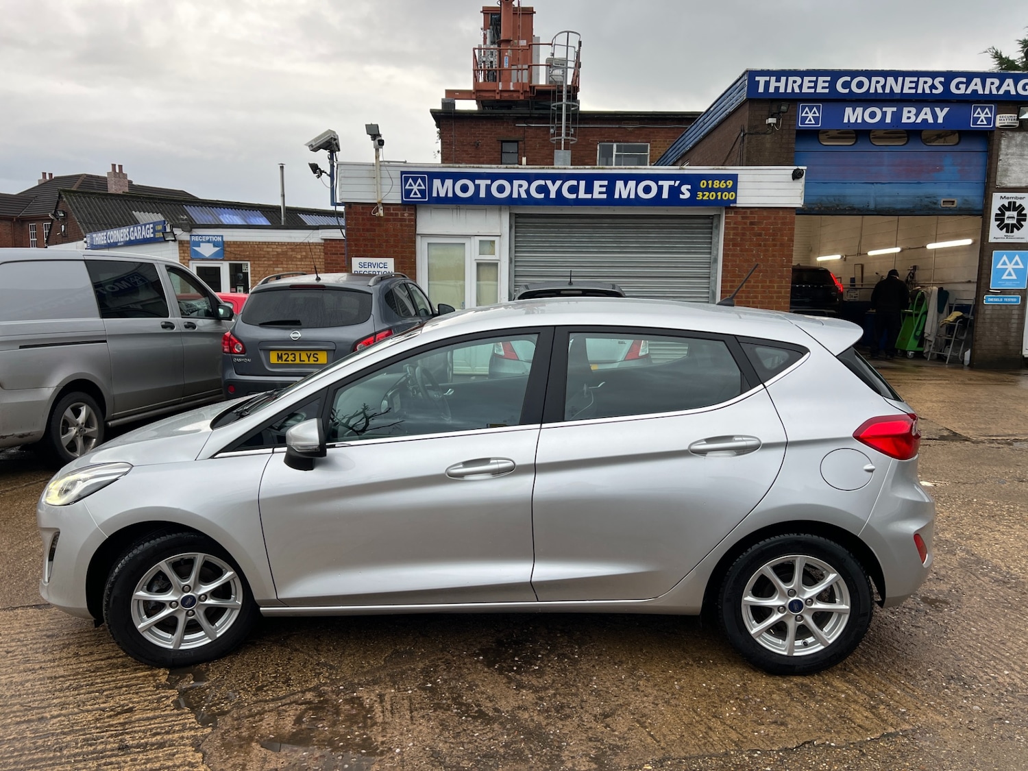 Used Ford Fiesta 2019 for sale - 77475110: Photo 4