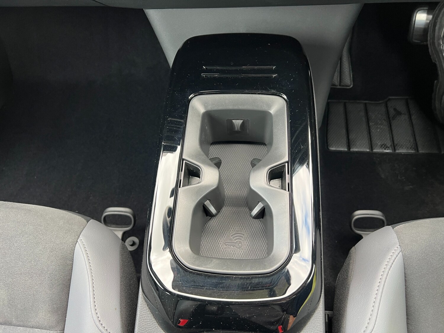 Used Volkswagen ID.4 2023 for sale - 77998107: Photo 19