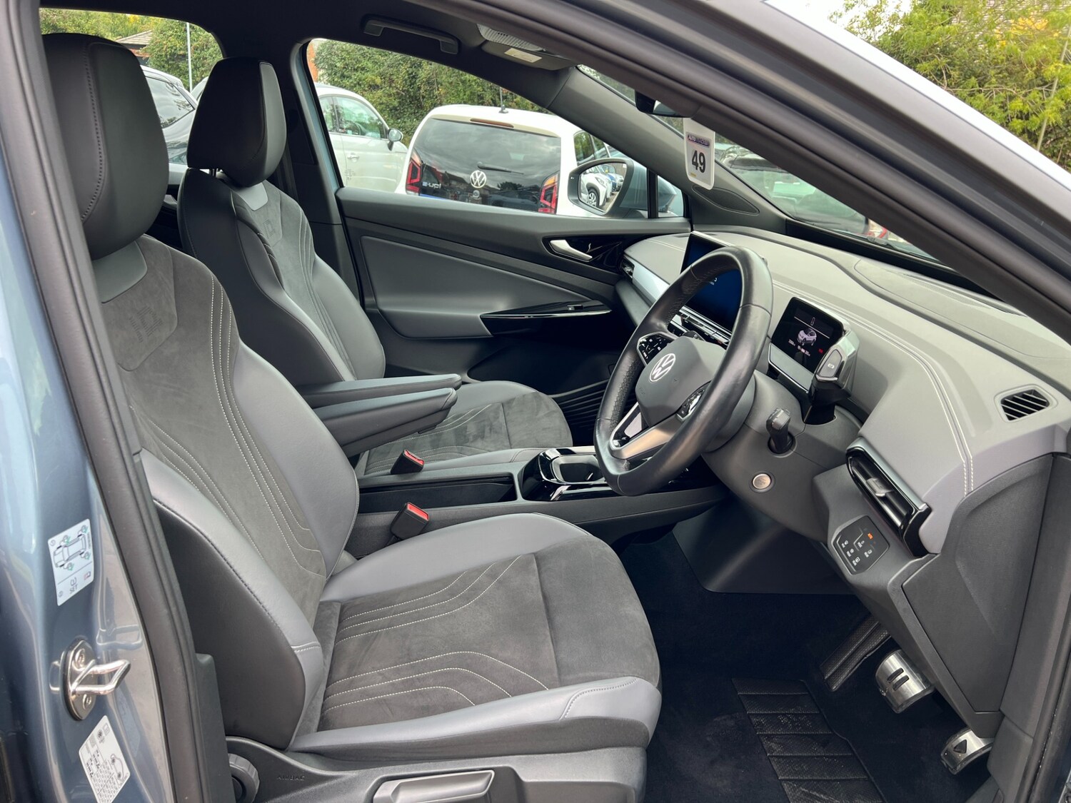 Used Volkswagen ID.4 2023 for sale - 77998107: Photo 35