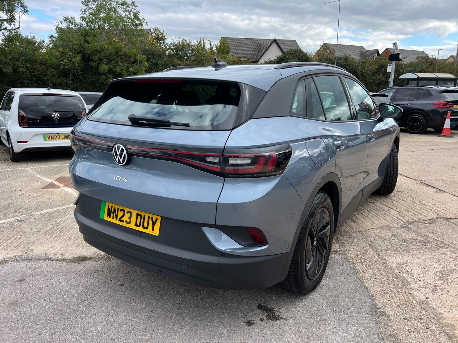 Used Volkswagen ID.4 2023 for sale - 77998107: Photo 7