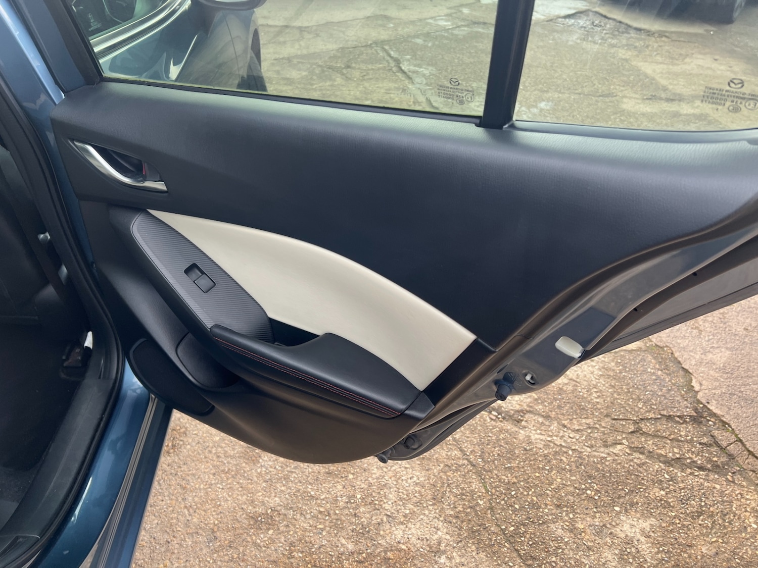 Used Mazda Mazda3 2014 for sale - 77703067: Photo 38