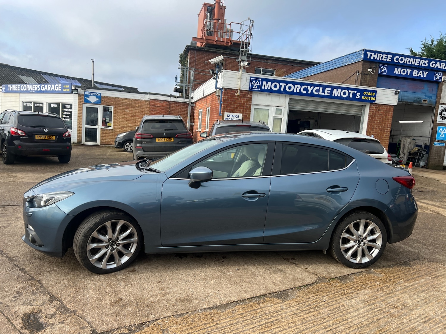 Used Mazda Mazda3 2014 for sale - 77703067: Photo 4