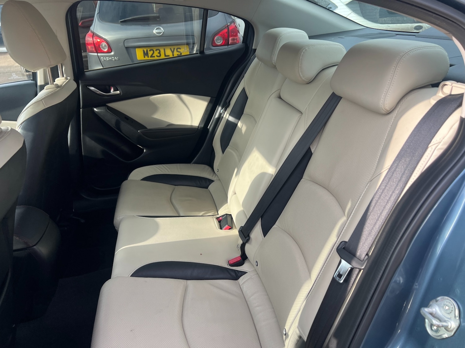 Used Mazda Mazda3 2014 for sale - 77703067: Photo 41