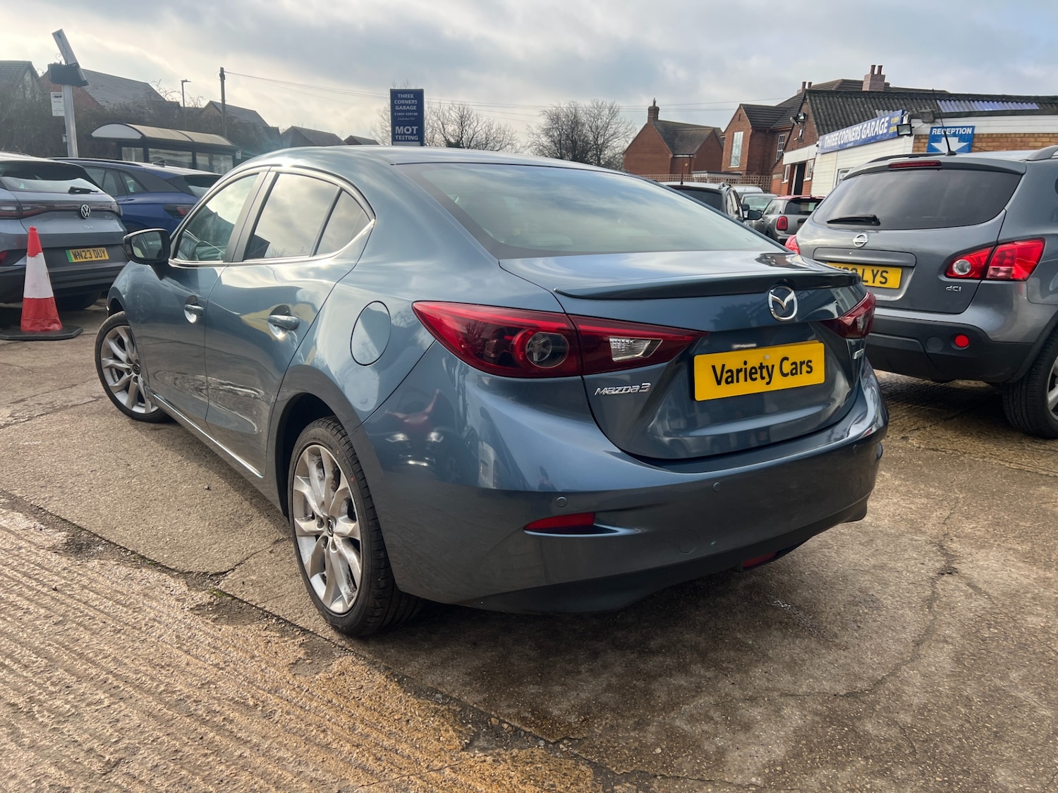 Used Mazda Mazda3 2014 for sale - 77703067: Photo 5