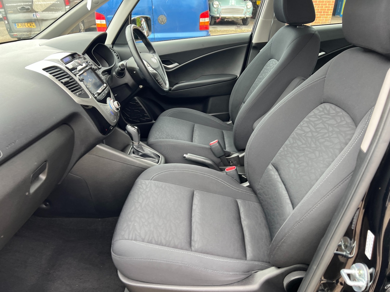 Used Hyundai Ix20 2019 for sale - 77930595: Photo 11