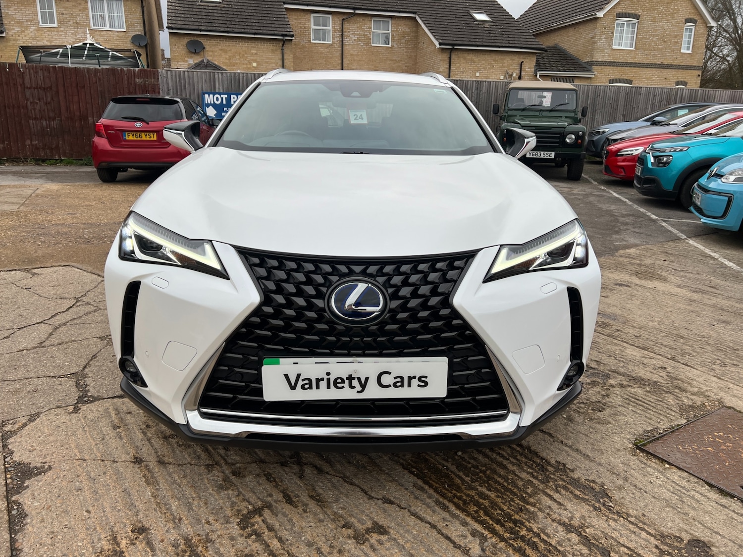 Used Lexus UX 2021 for sale - 76969244: Photo 2