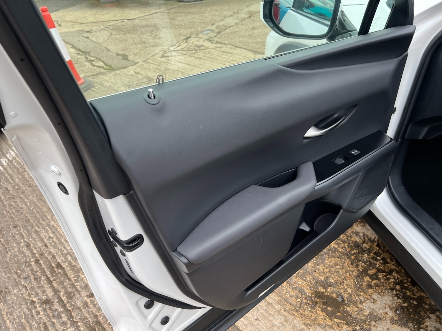 Used Lexus UX 2021 for sale - 76969244: Photo 9