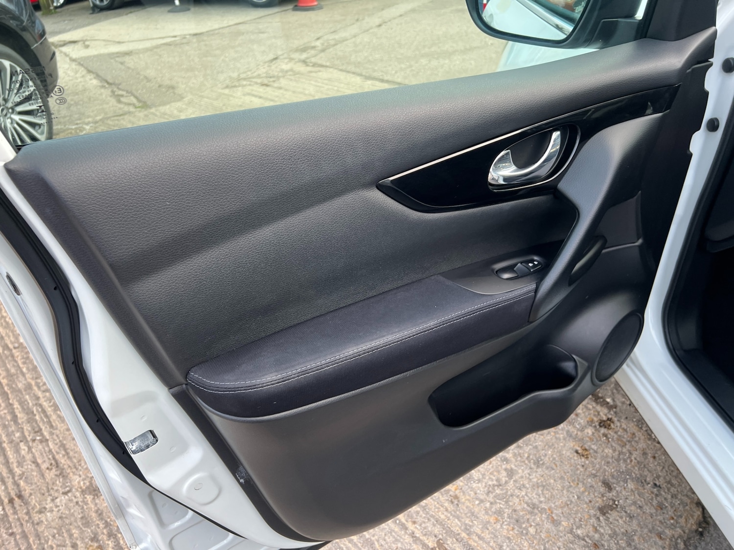 Used Nissan Qashqai 2014 for sale - 77889327: Photo 13