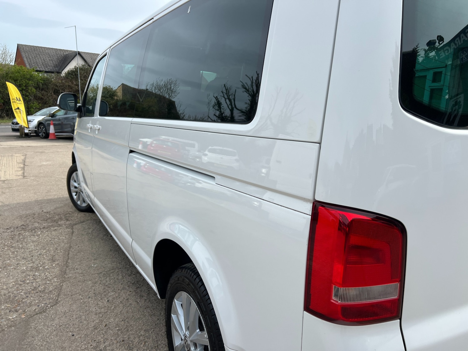 Used Volkswagen Transporter Shuttle 2013 for sale - 78176601: Photo 10